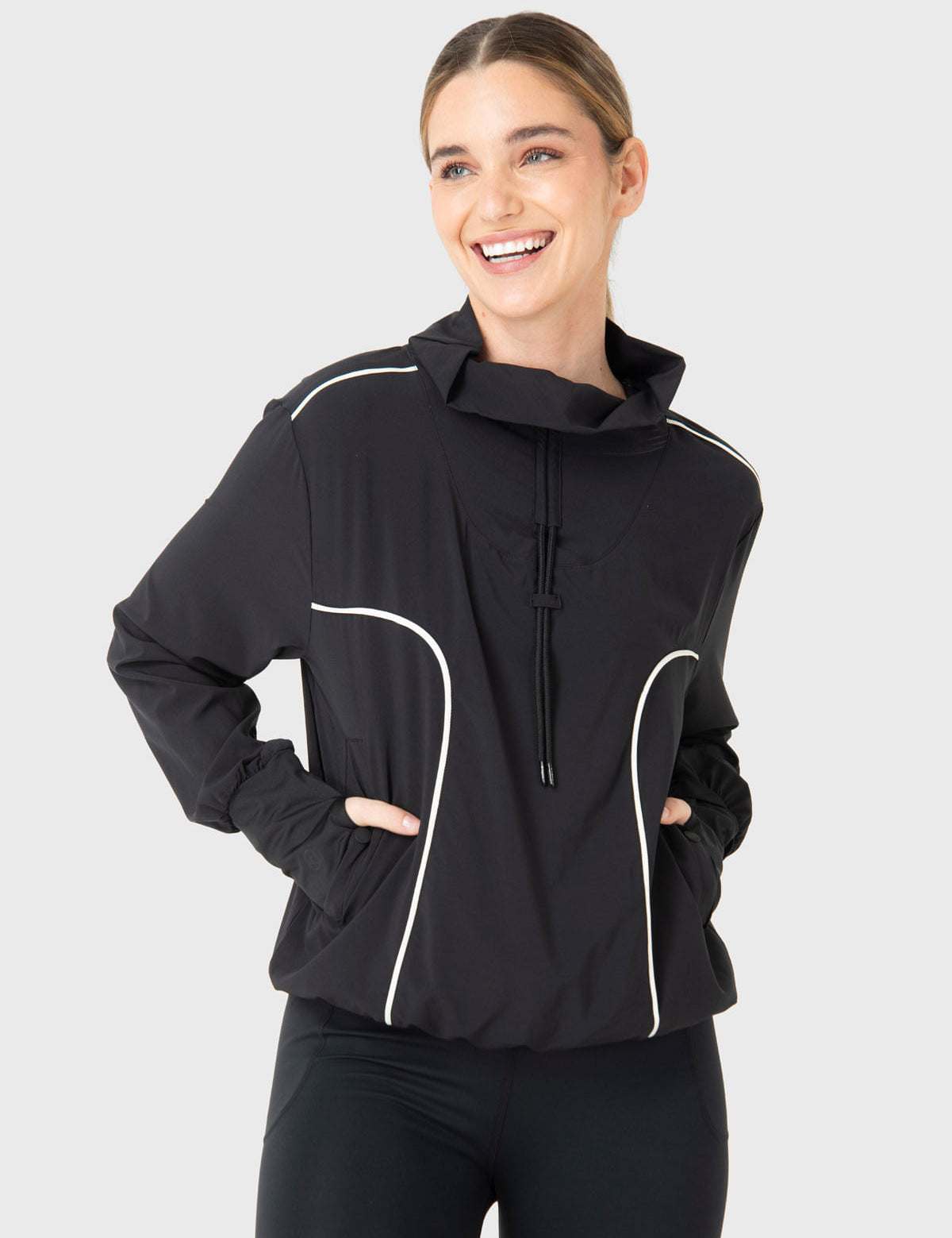 Casaca Para Mujer Wind Jacket Negro Bsoul