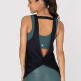 Polo Sin Mangas Para Mujer  Tank Cloe Negro Bsoul
