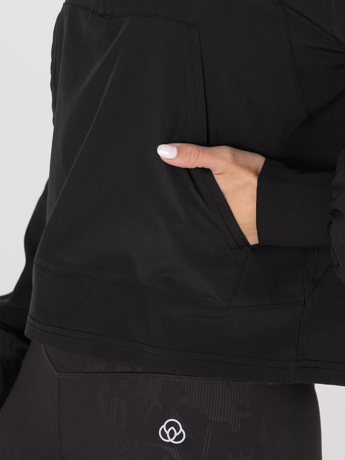 Hoodie Para Mujer  Half Zip Demi Negro Bsoul
