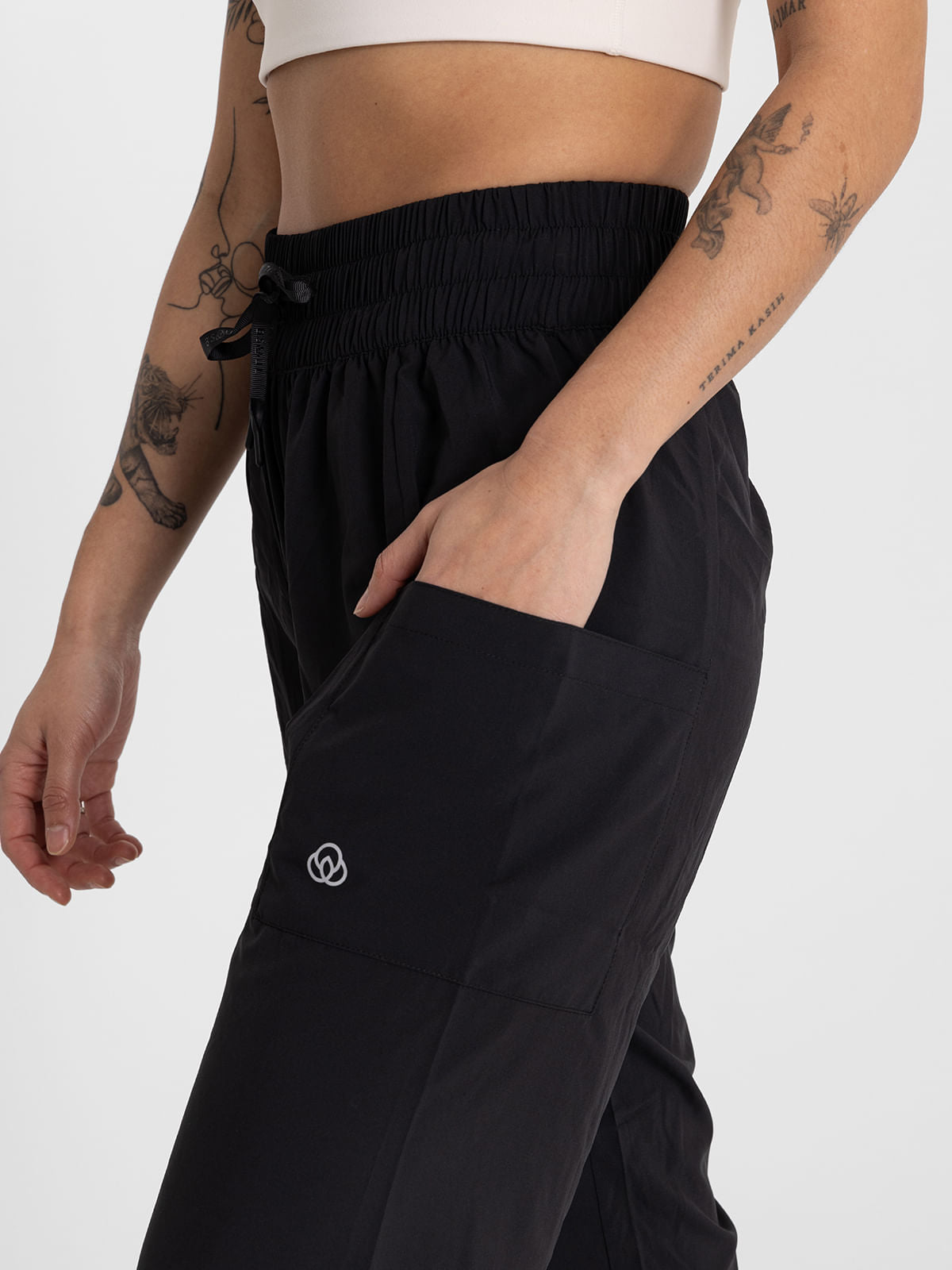 Buzo Para Mujer  Demi Negro Bsoul