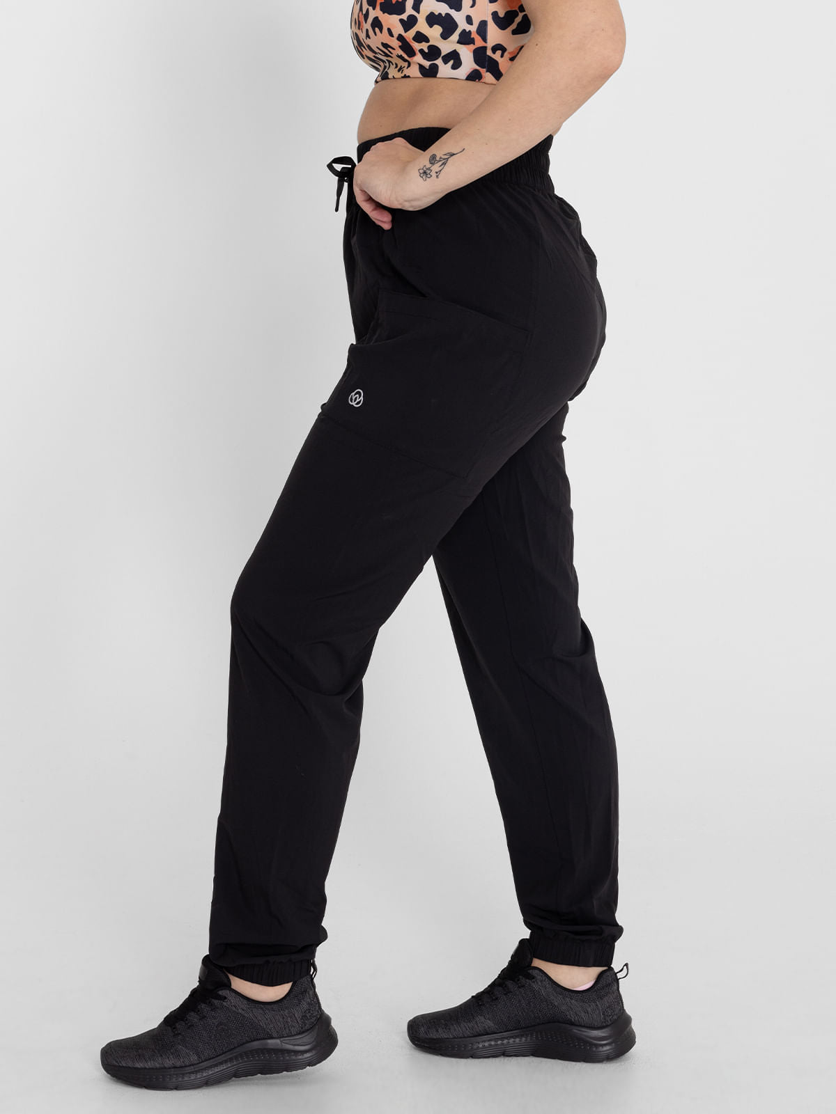 Buzo Para Mujer  Demi Negro Bsoul
