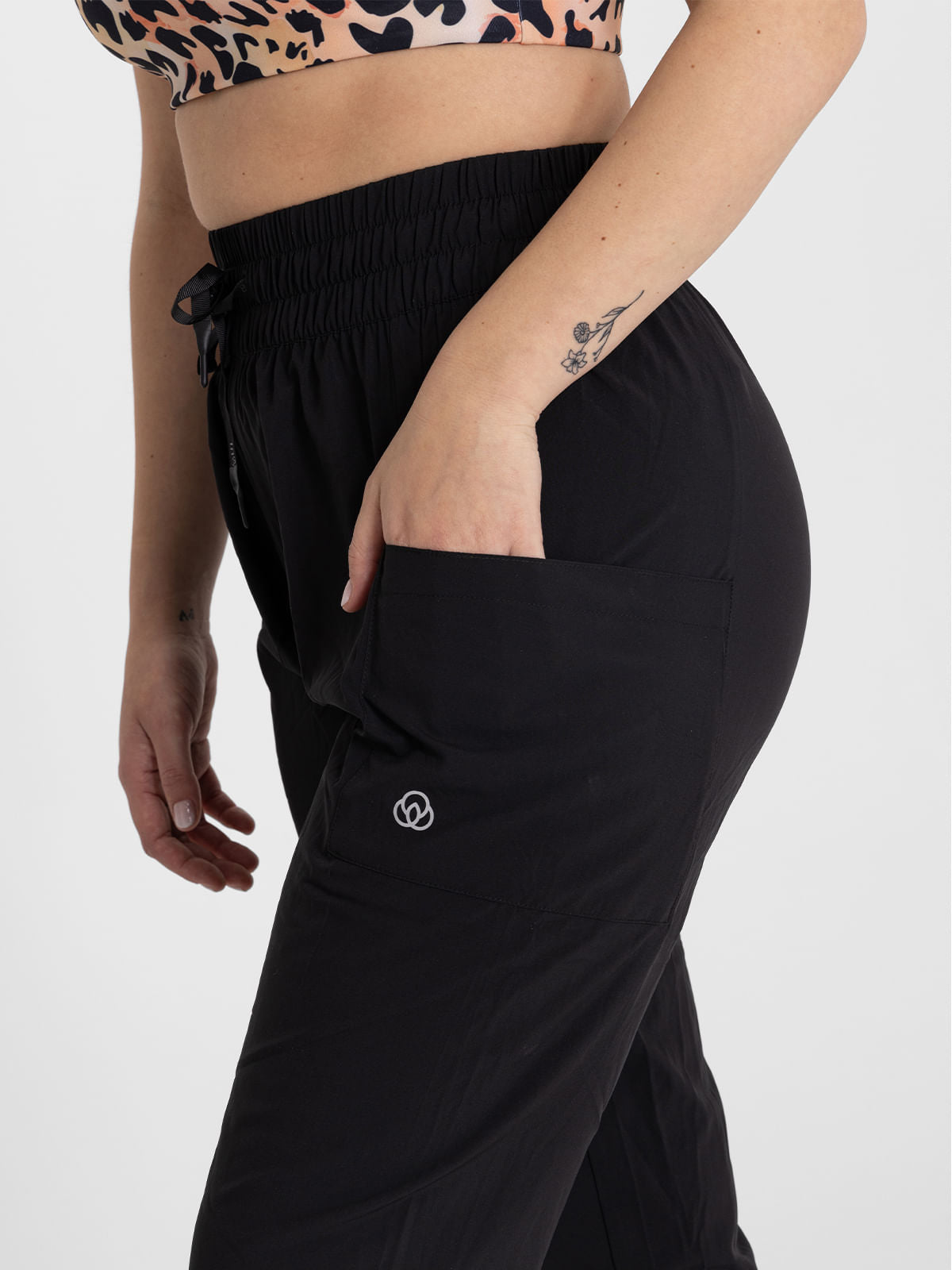 Buzo Para Mujer  Demi Negro Bsoul