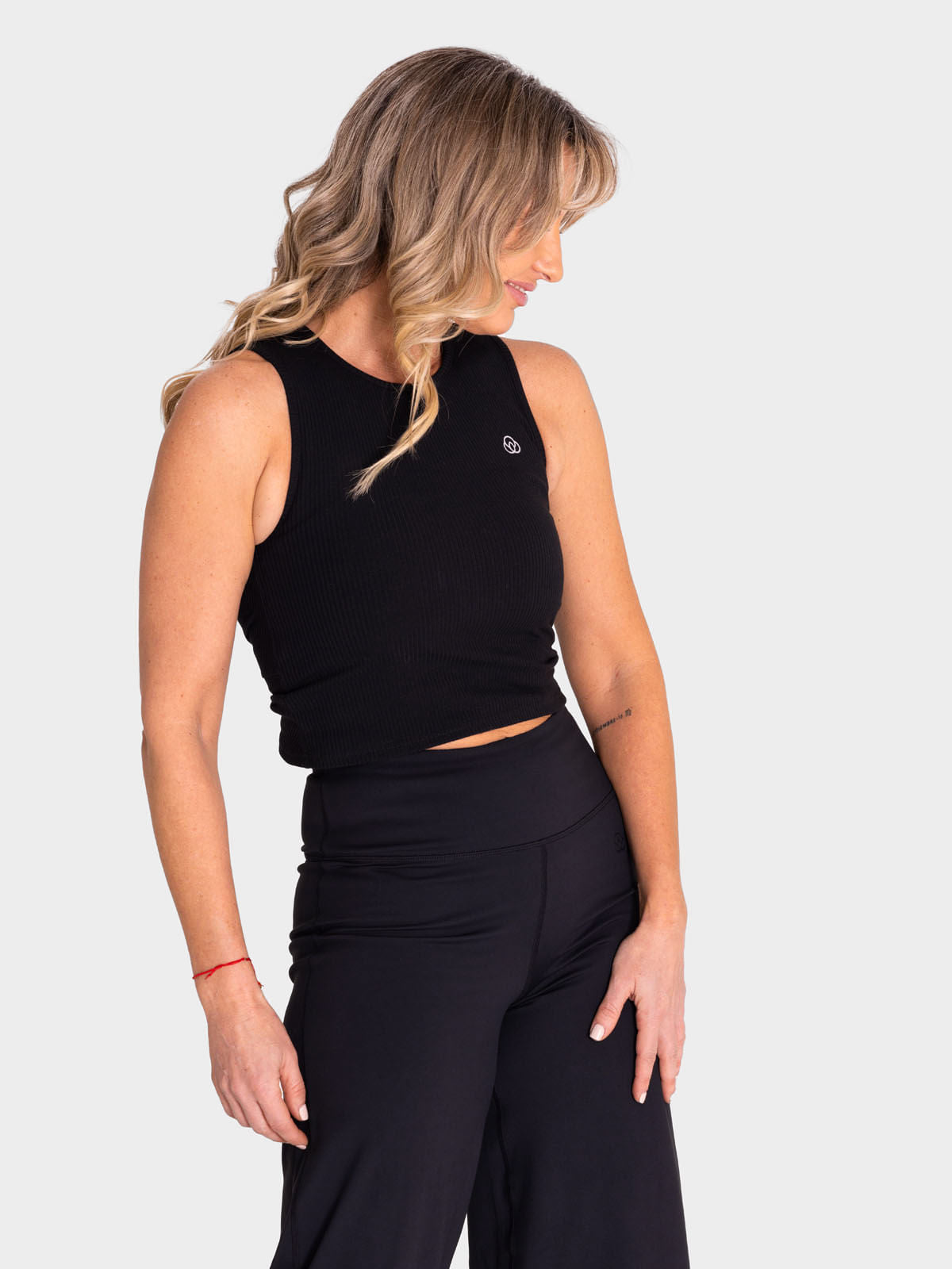 Polo Sin Mangas Para Mujer  Tank Rib Negro Bsoul