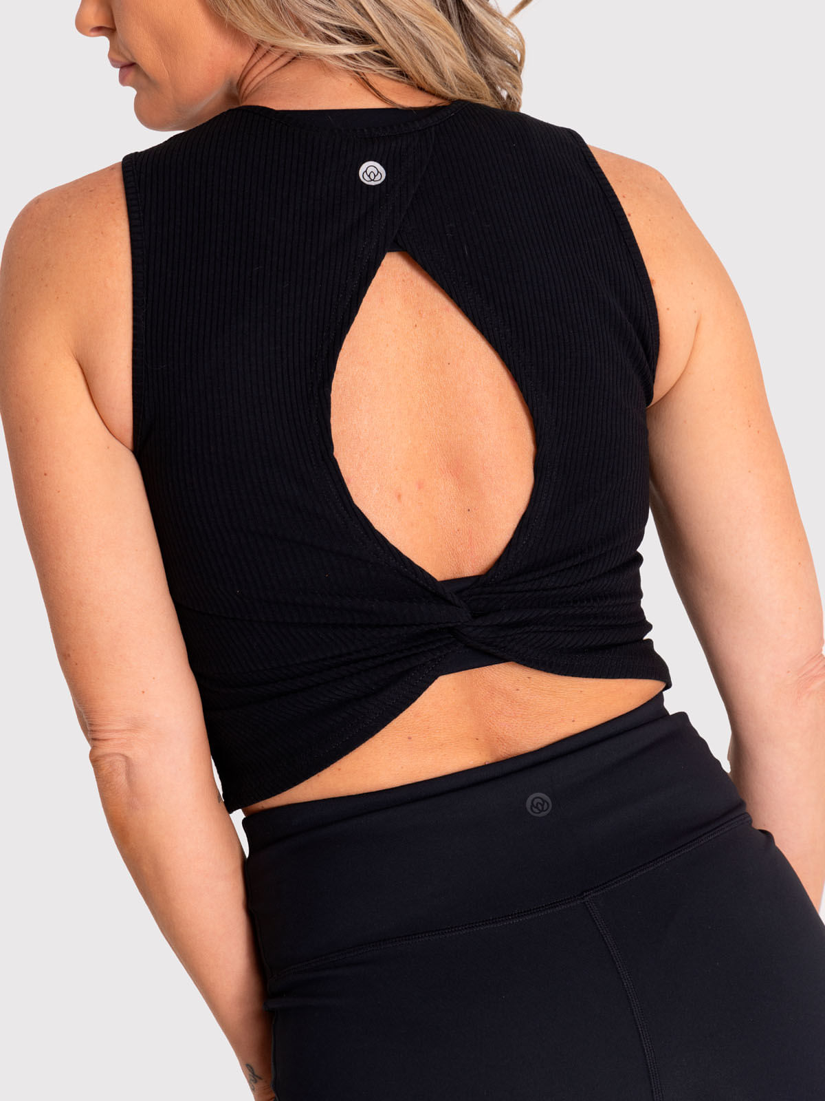 Polo Sin Mangas Para Mujer  Tank Rib Negro Bsoul