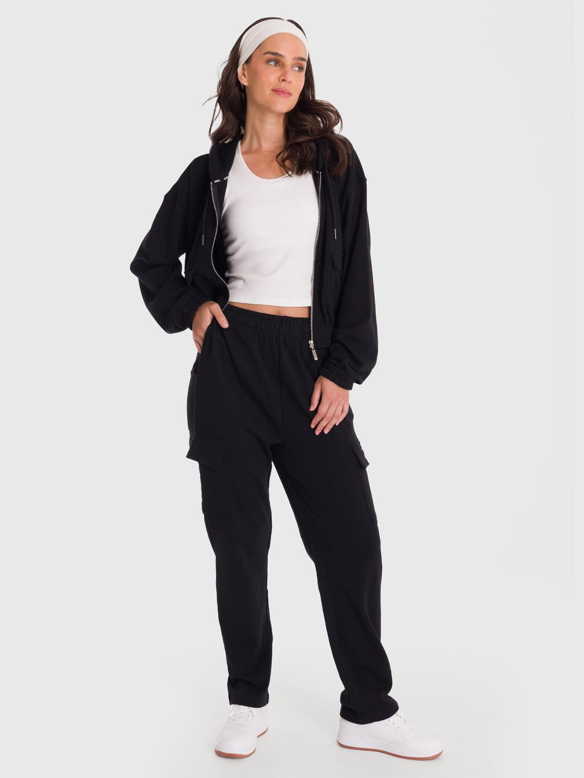Polera Para Mujer Hoodie Zip Cargo Negro Bsoul