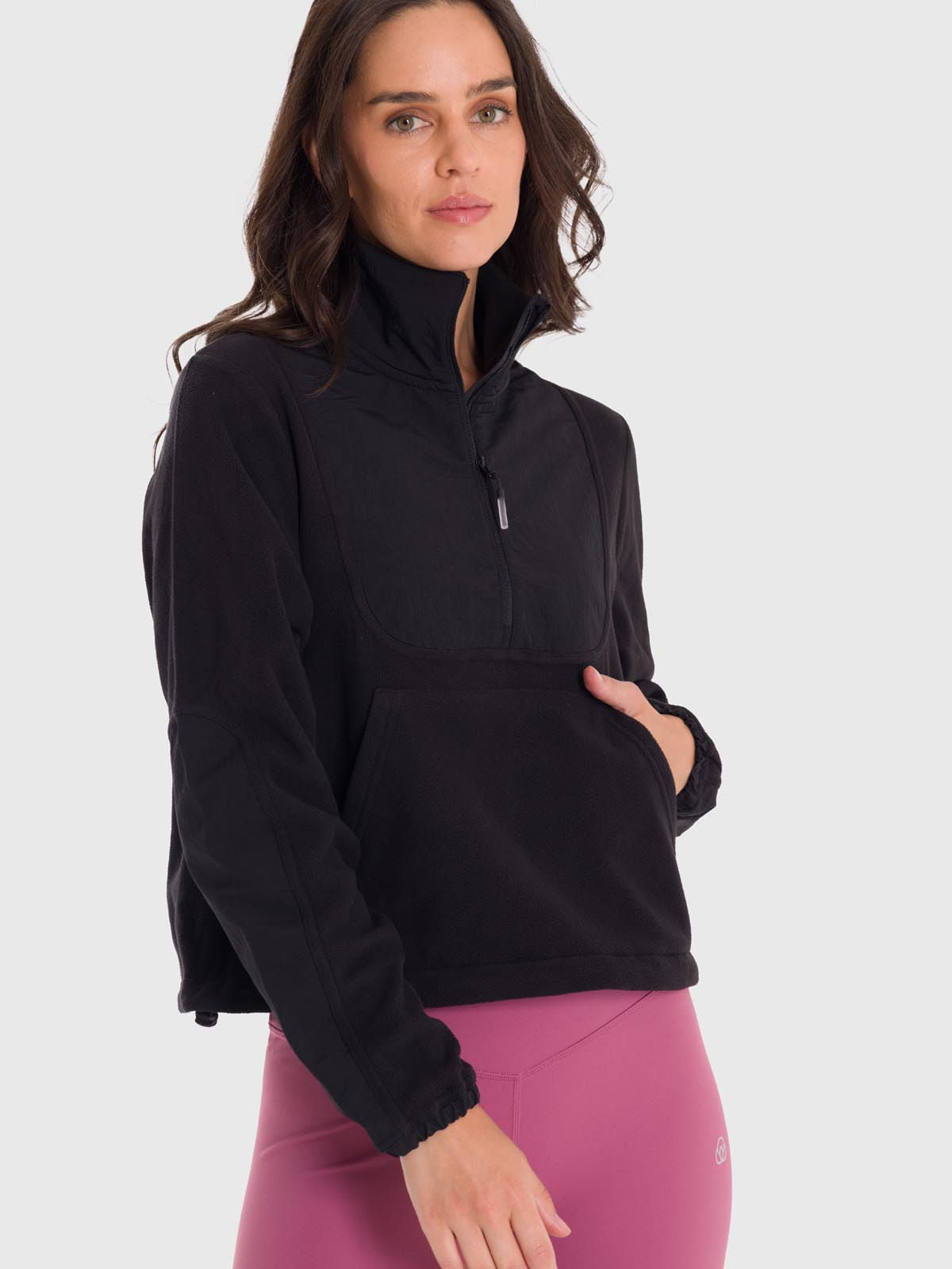 Polera Para Mujer Mid Zip Negro Bsoul