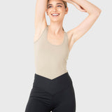 Polo Sin Mangas Para Mujer Tank Seamless Beige Bsoul