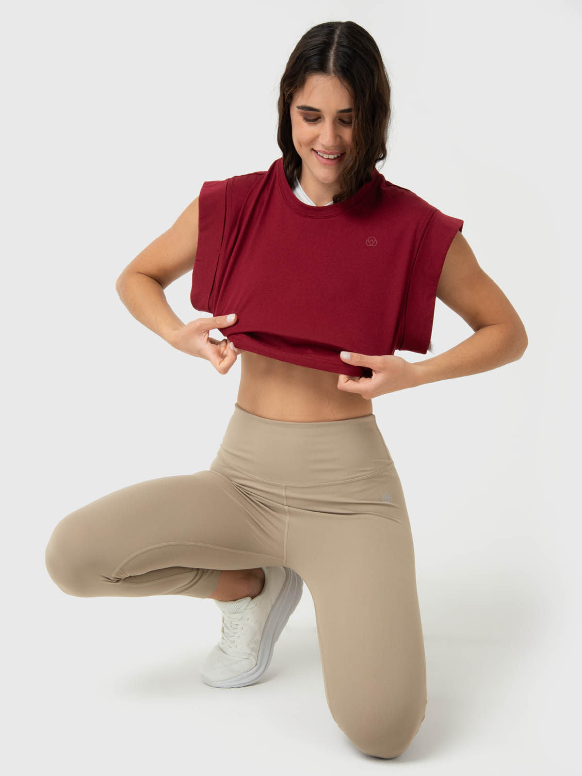 Polo Sin Manga Para Mujer Clarissa Rojo Bsoul