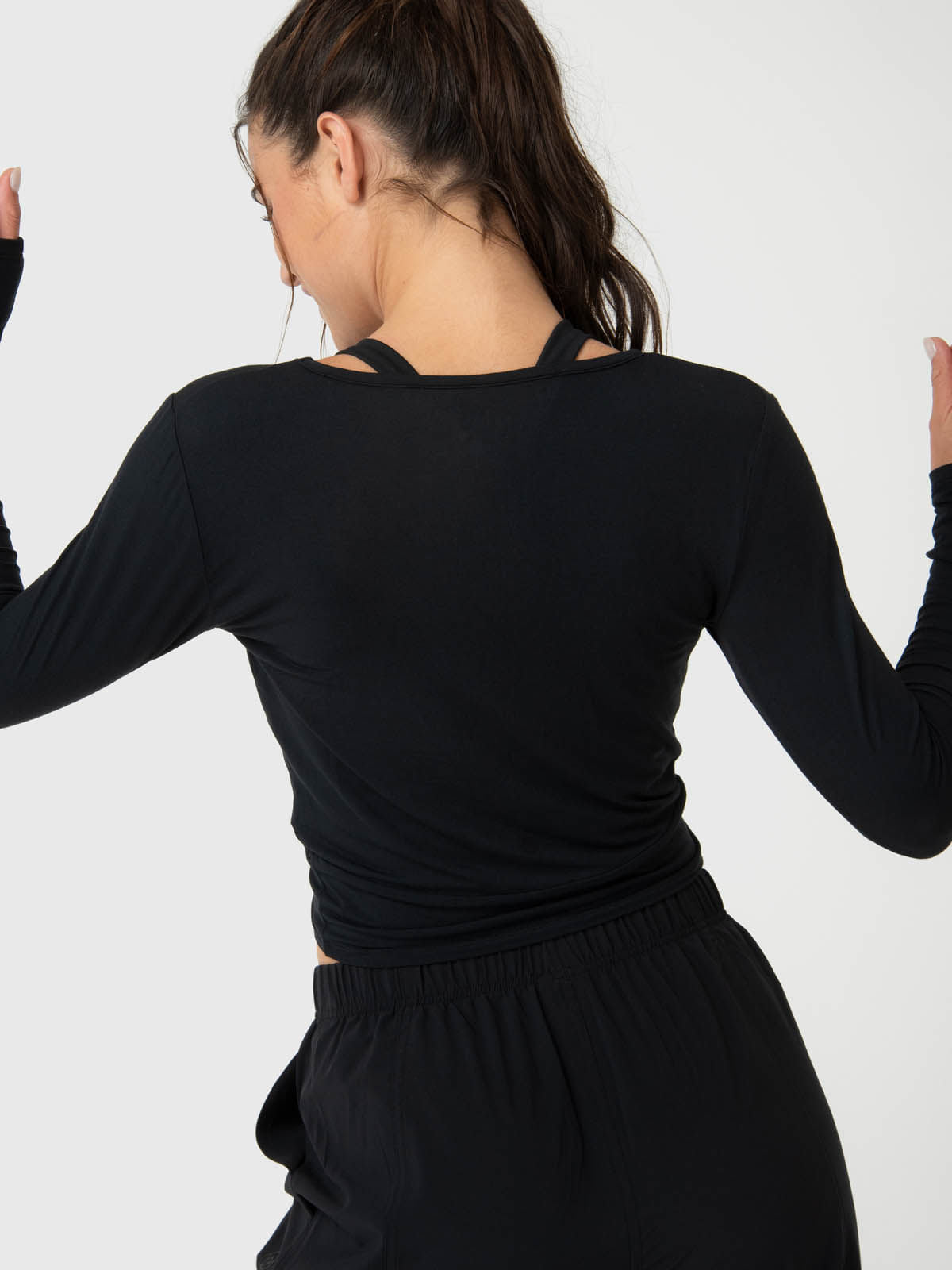 Polo Manga Larga Para Mujer Modal Aloe Negro Bsoul