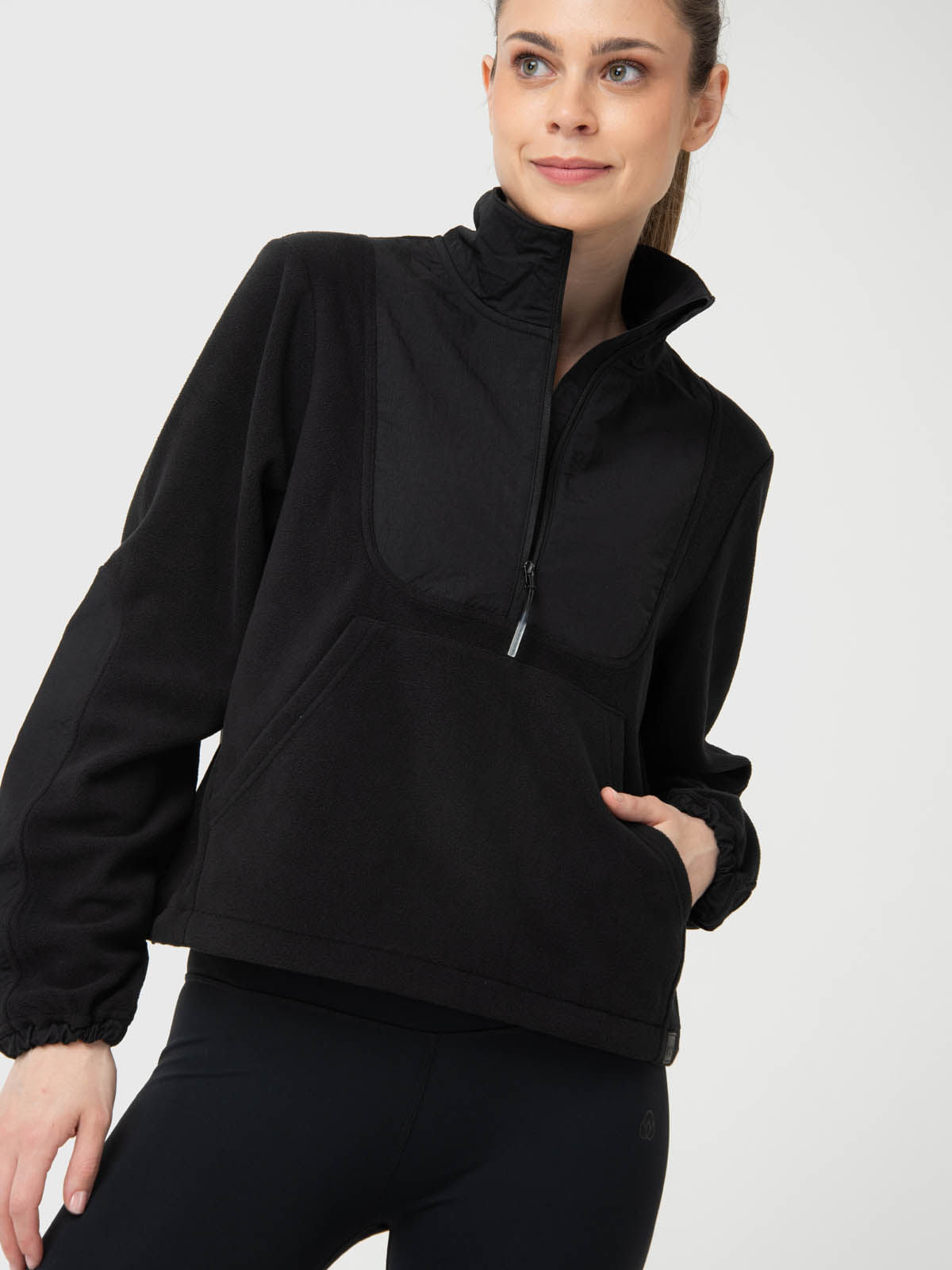 Polar Para Mujer Mid Zip Negro Bsoul