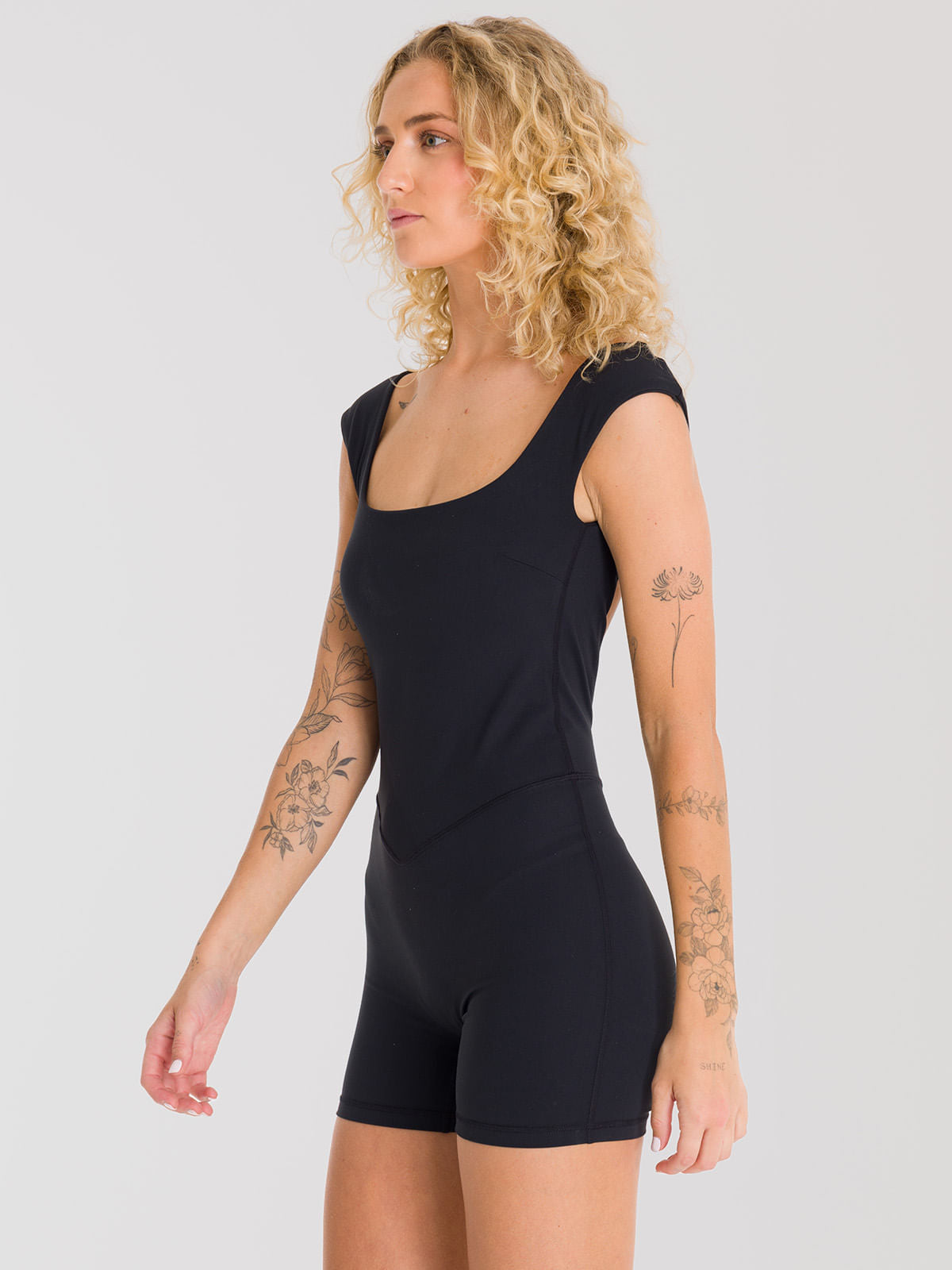 Enterizo Corto Para Mujer Saint Malé Kira Negro Bsoul