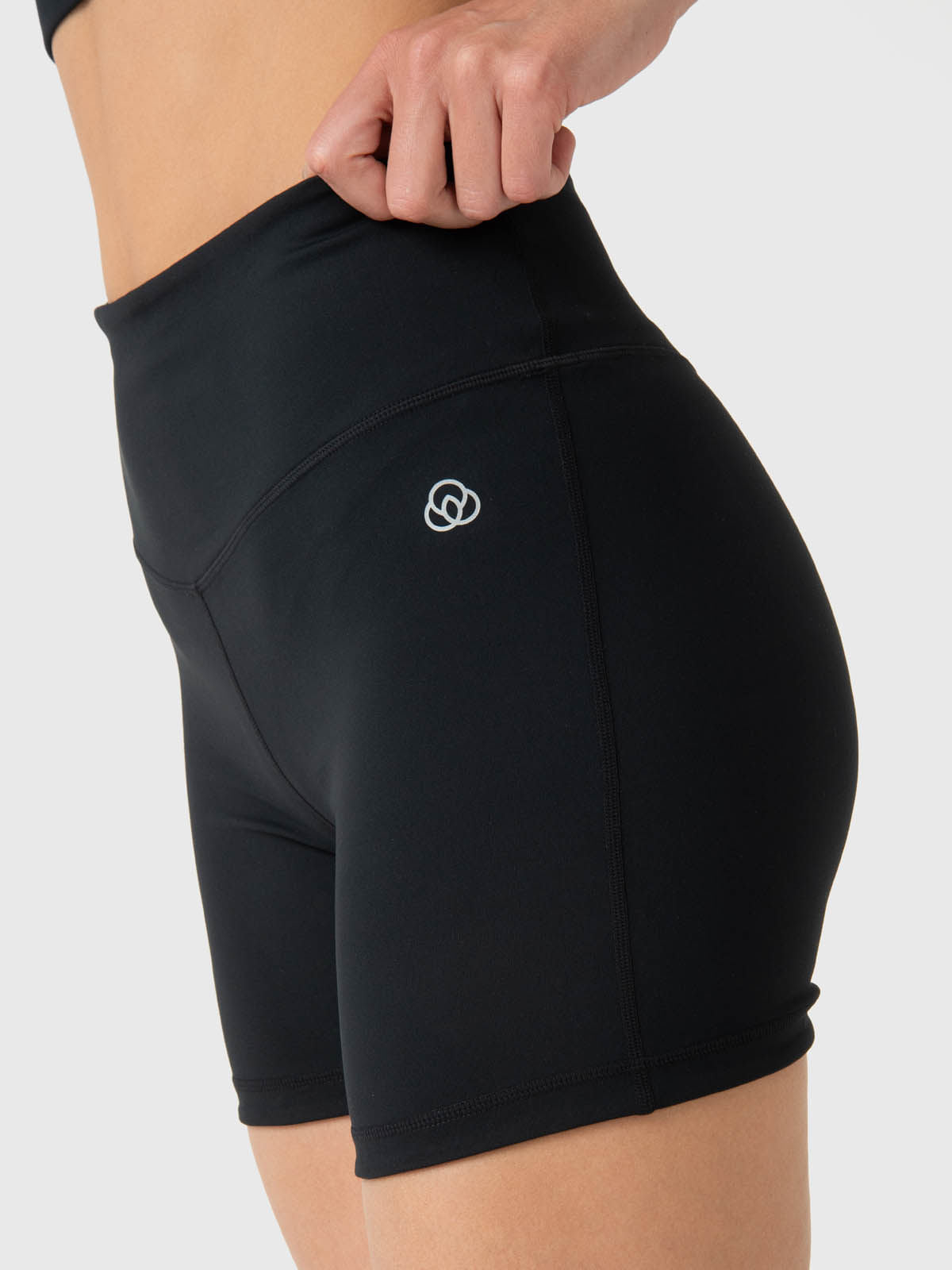 Short Para Mujer Sara Negro Bsoul