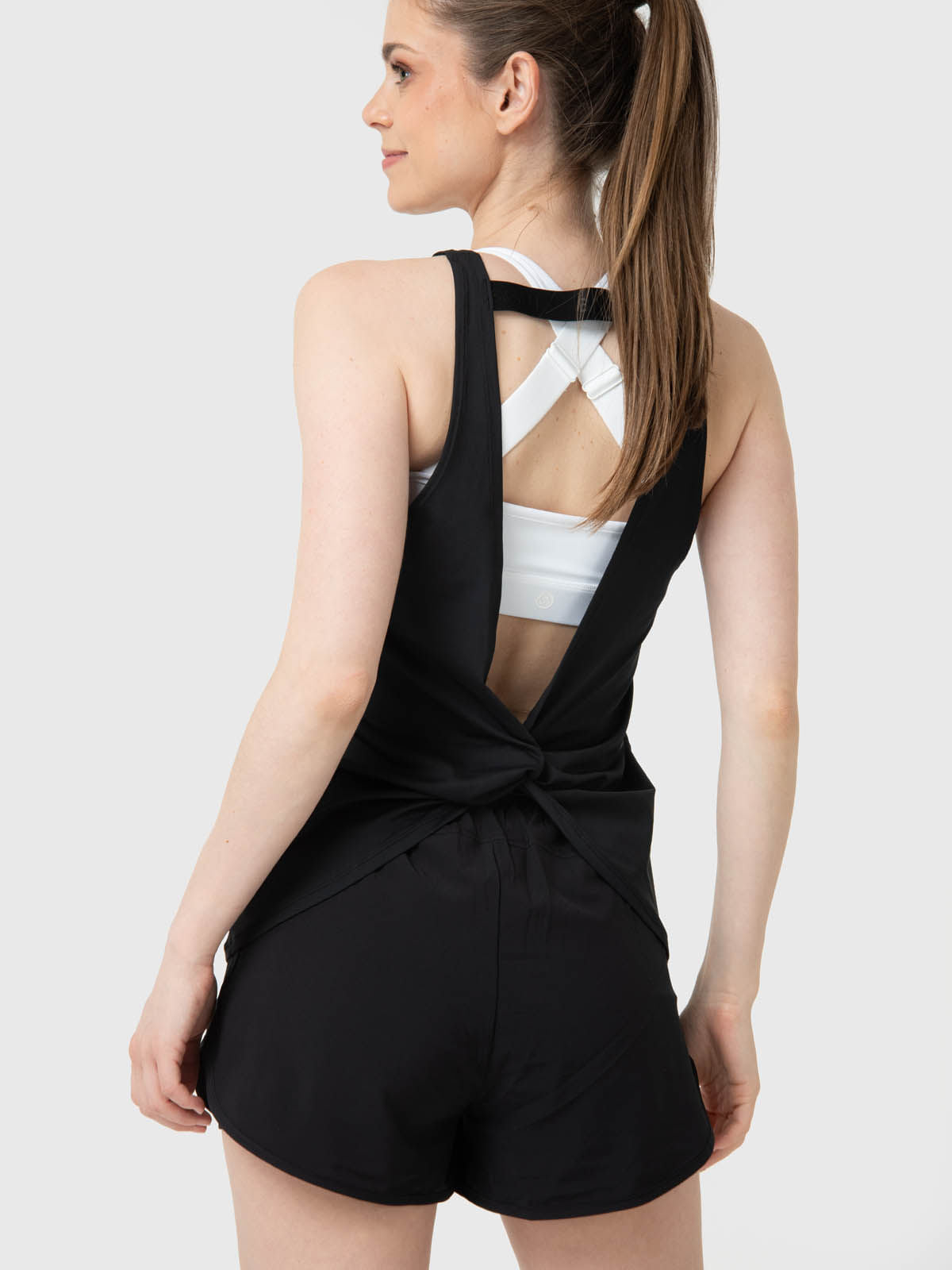 Polo Sin Manga Para Mujer Tank Cloe Aloe Negro Bsoul
