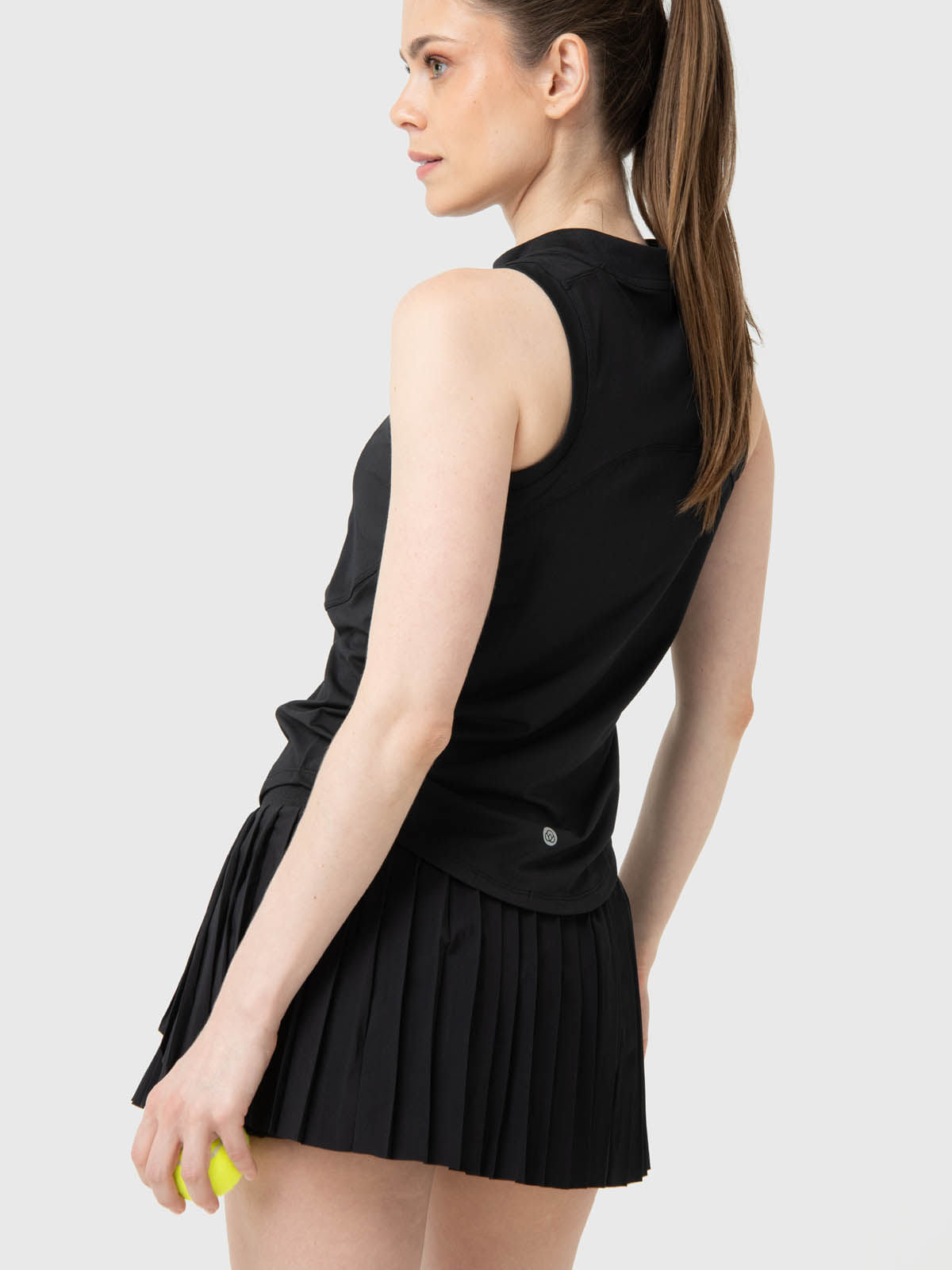 Polo Sin Manga Para Mujer Tank Half Zipper Negro Bsoul