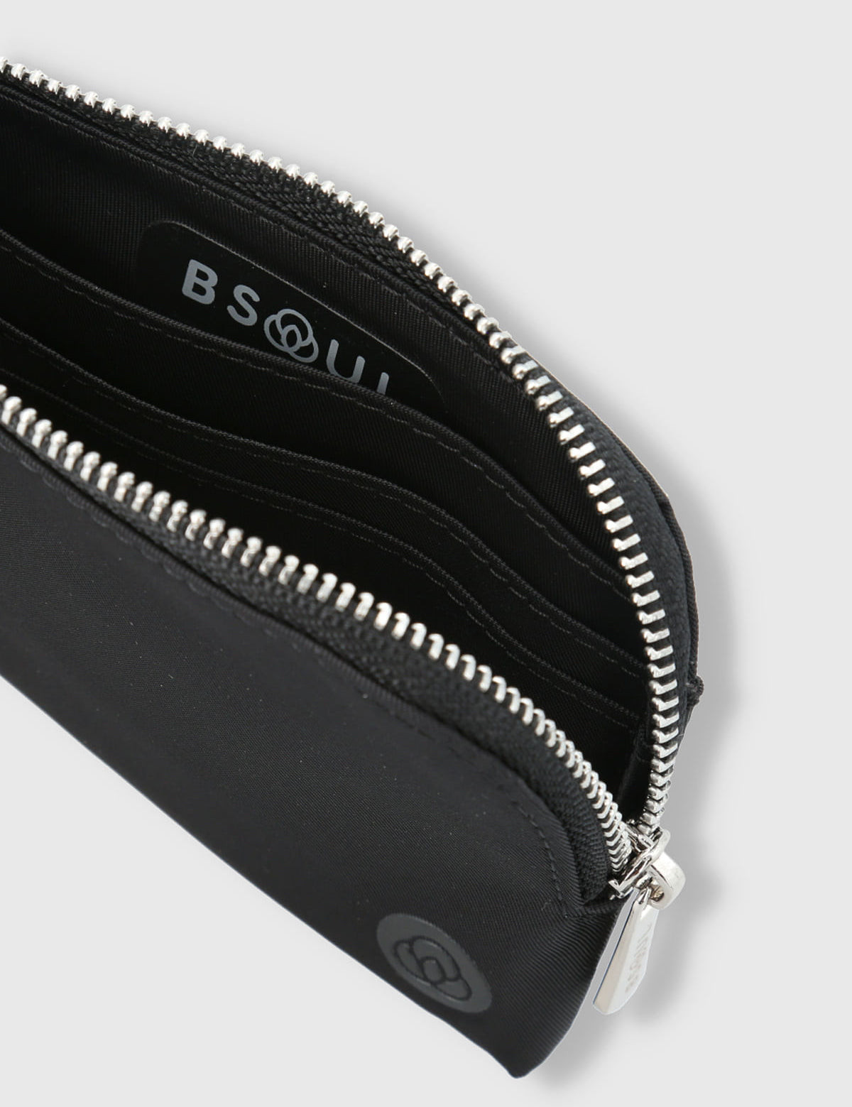 Tarjetero Para Mujer Clippable Card Negro Bsoul